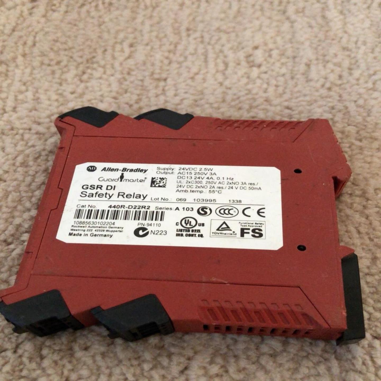 溢价&mdash;AB安全继电器440R-D22R2