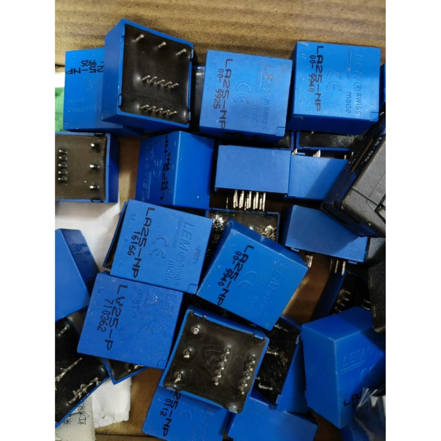 LA25-NP LA25-P 原装拆机发货前测试包好拍