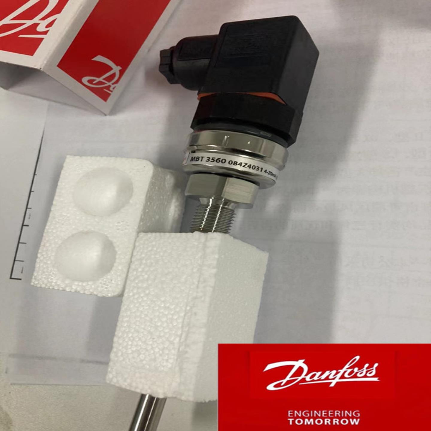 Danfoss 丹佛斯温度传感器MBT3560 084Z4030406941014182 原装