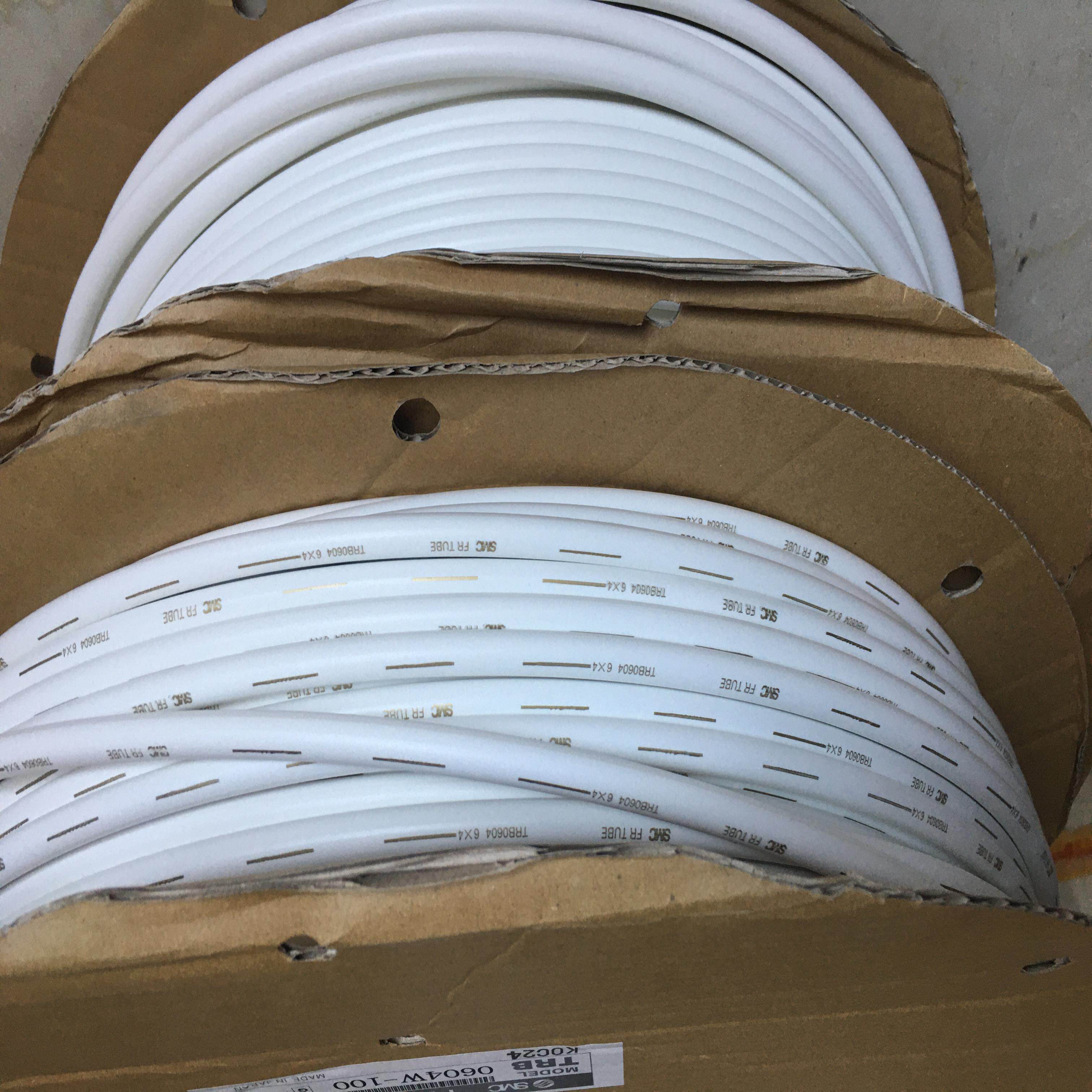 SMC白色聚氨酯气管 TRB0604W-100TRB0806W-100