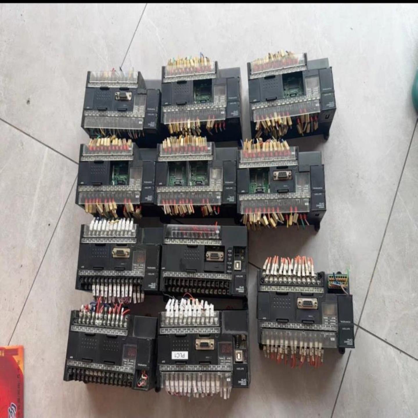 溢价—PLC CP1H-X40DT-D