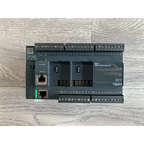 TM221CE40R原装PLC95新功能包好少盖