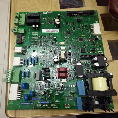 丹佛斯变频器 130B6038 电源板 FC302 102 202 90kw-800KW 功率板