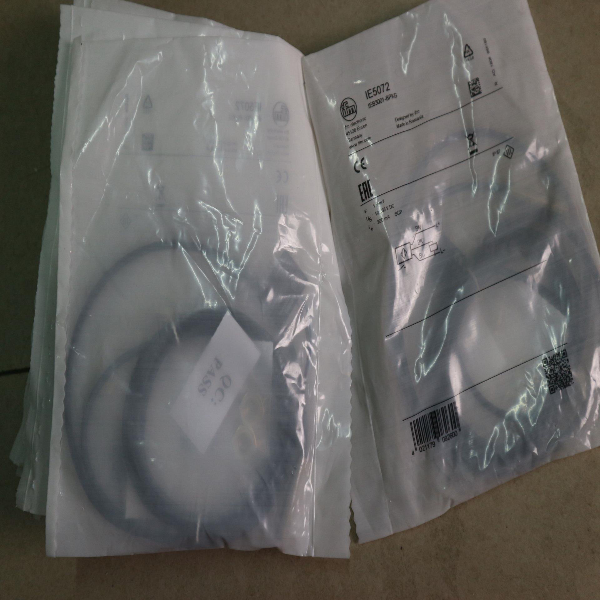 易福门 电感式接近开关 IE5072 感应式传感器