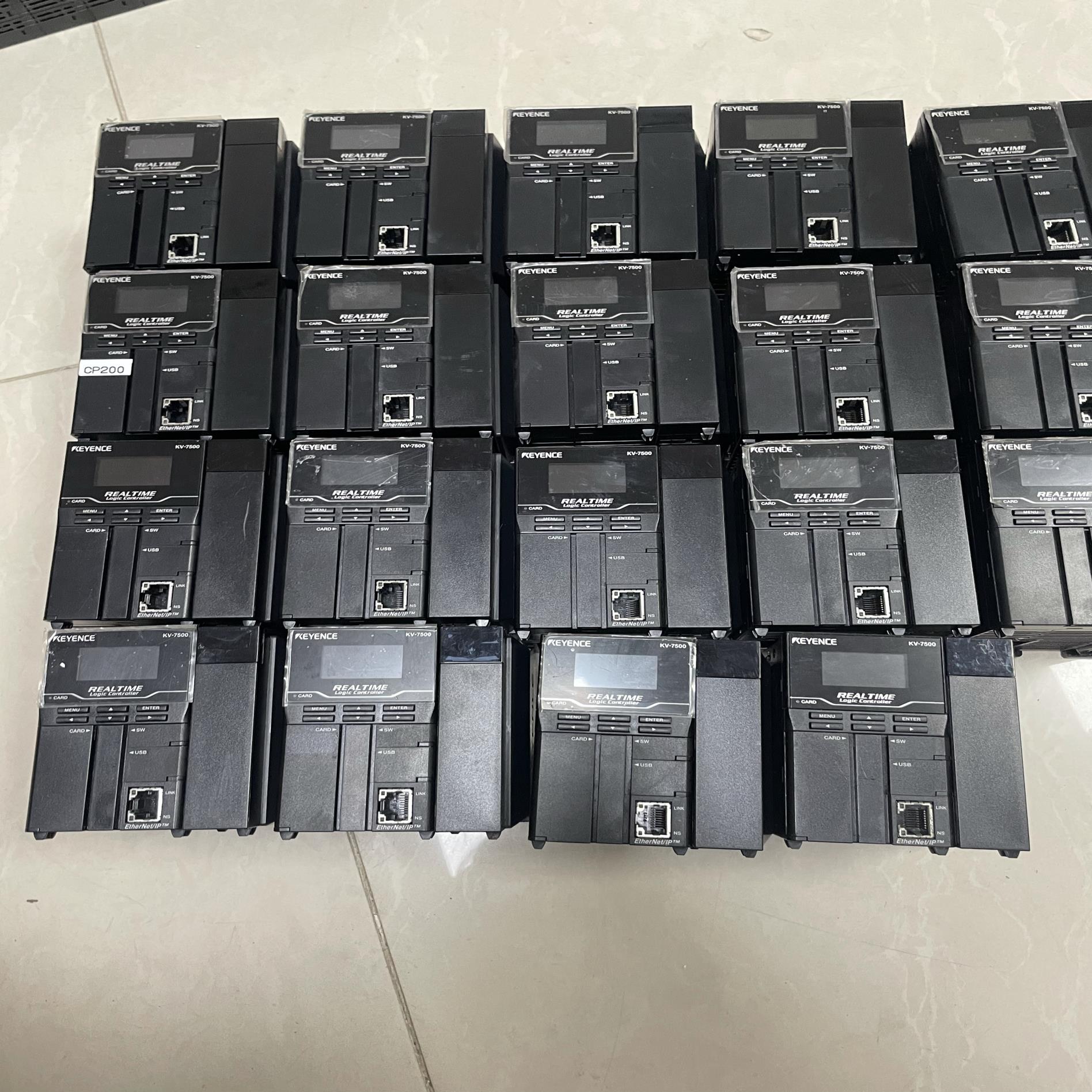 KEYENCE基恩士 KV-7500+7000C基恩士主机PLC模块