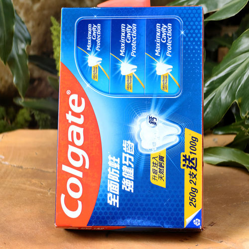 香港版高露洁牙膏清洁防蛀含氟