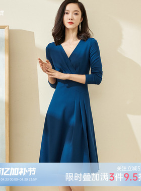 米思阳2021新款优雅不对称设计风琴褶针织大摆连衣裙2296