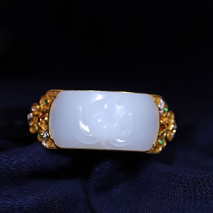 玉秀18K金镶和田玉莲花手牌男女国风定制手饰苏工籽料羊脂带证书