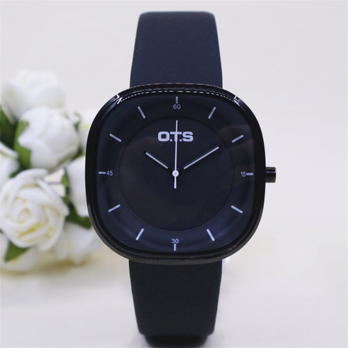 O．T．S简约个性时尚青少年手表