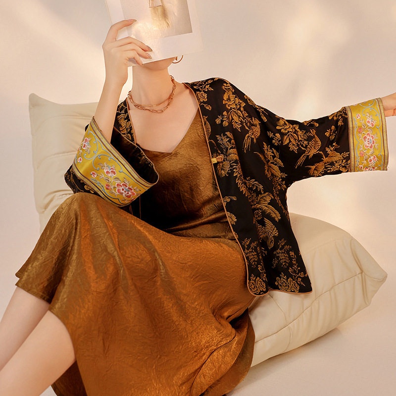 复古中式国风绣花刺绣高端外套秋季新款宽松复古人丝上衣女 M7039