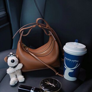 MYAE风筝包单肩腋下包2024新款斜挎饭盒包欧美法棍包小包