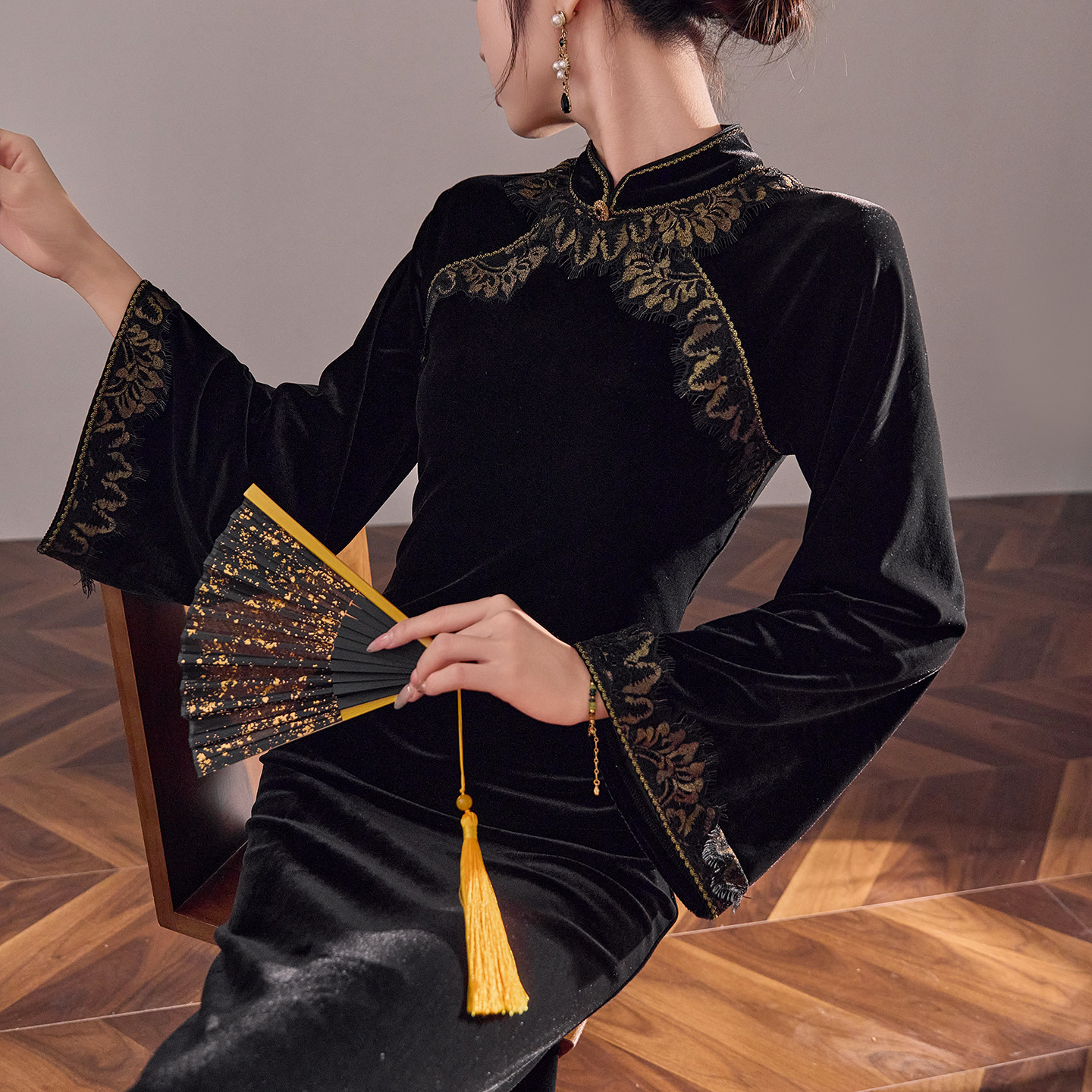 丝绒旗袍女新中式黑色复古收腰新