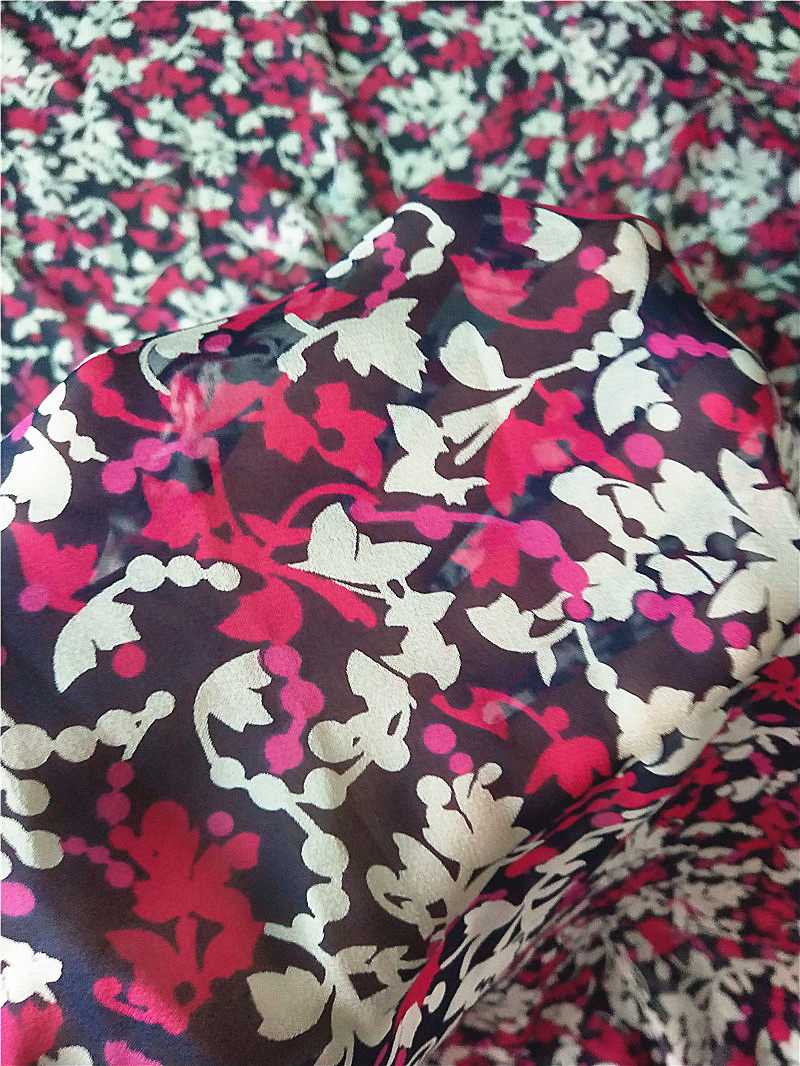真丝乔其纱桑蚕丝布料花色高档服装连衣裙衬衫时装丝绸轻薄面料