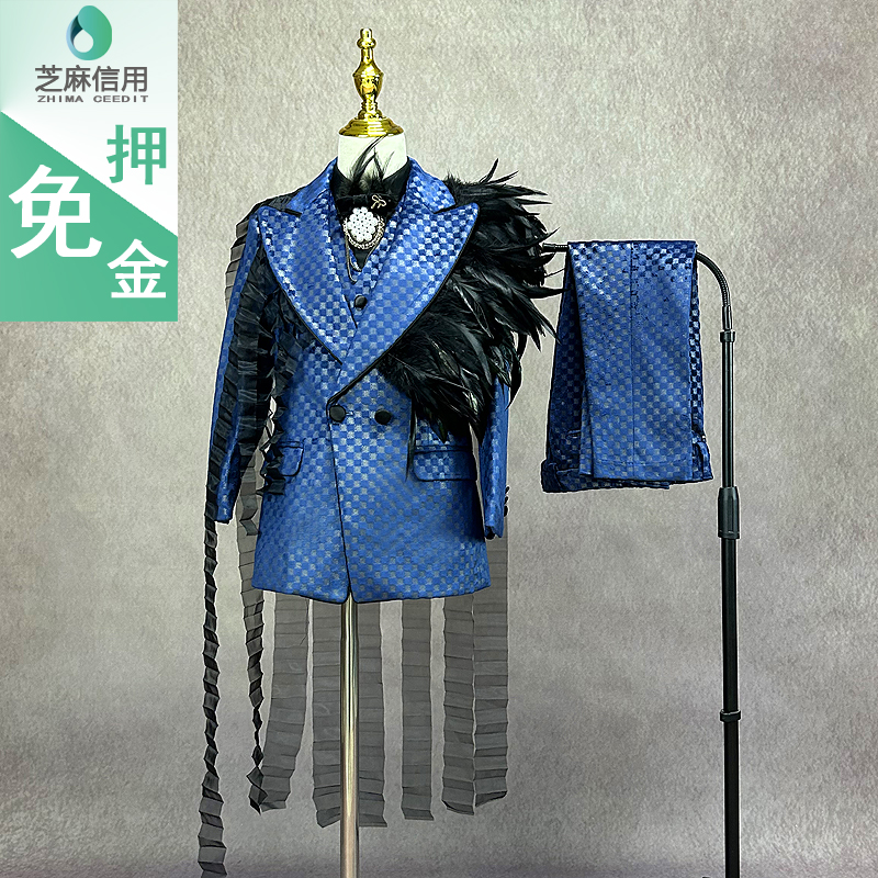 租赁男童模特走秀潮服出租男孩走红毯夸张个性炫酷时尚霸气潮时装