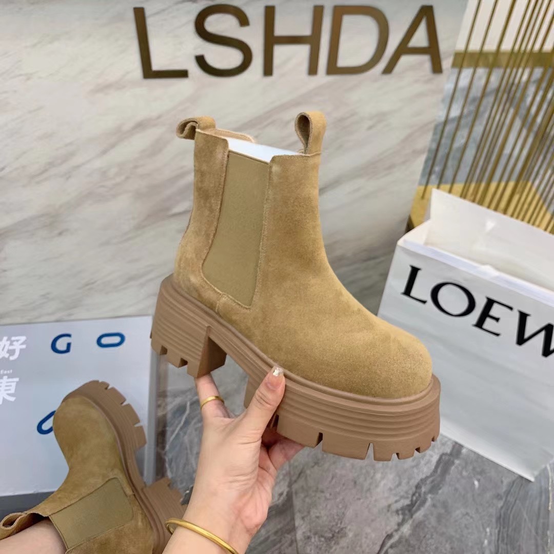 2023早秋新款厚底松糕真皮磨砂皮马丁靴粗跟英伦风套筒炸街短靴女