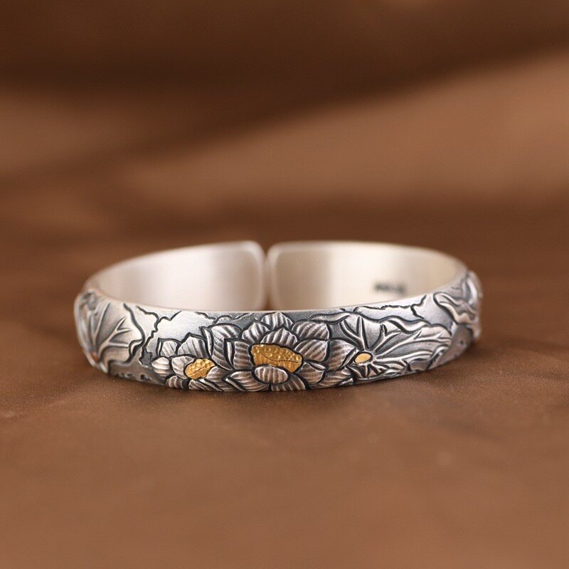 手工999足银莲花镶金手镯女开口宽版复古民族风轻奢纯银镯子礼物