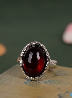 轻奢S925纯银天然血珀戒指