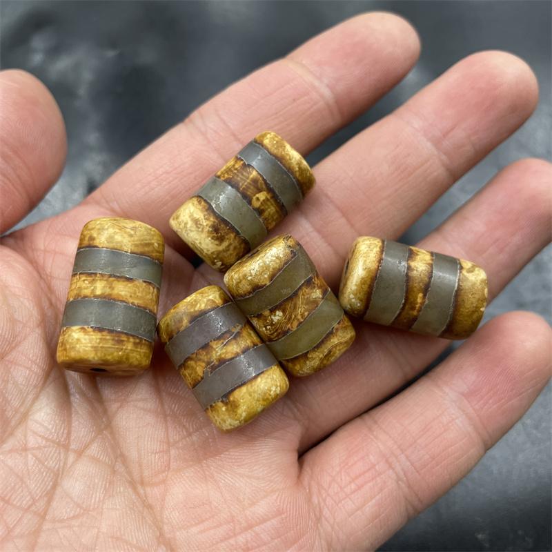 四海玉器 复古做旧双线天珠玛瑙筒珠散珠 老玛瑙圆柱散珠散批