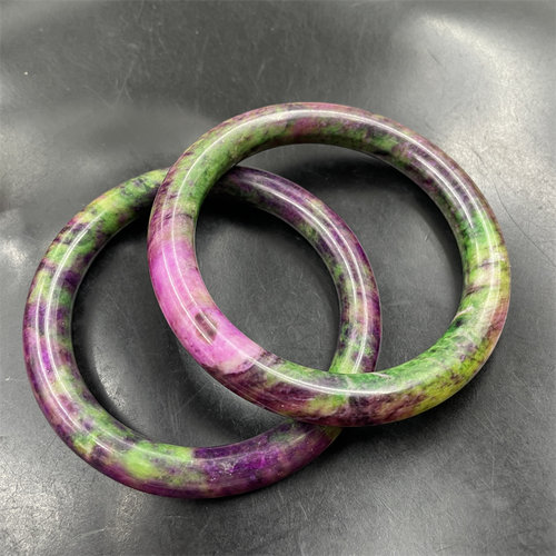 四海玉器 新款红绿宝玉石圆条手镯 女款彩色玉镯子 手镯