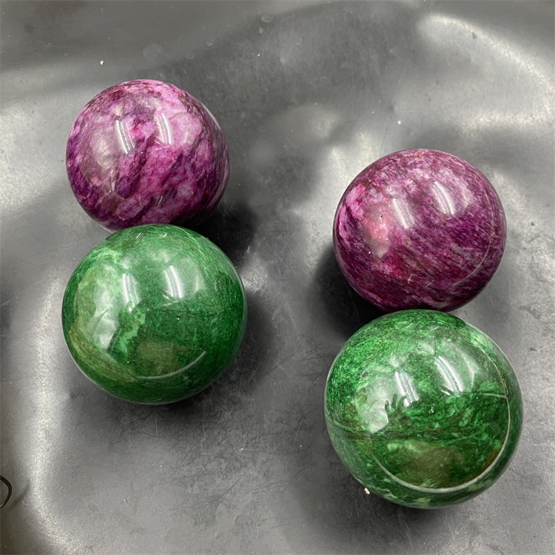 四海玉器 精美满绿色干青玉石手球 粉色梅花玉手球把件 手玩件