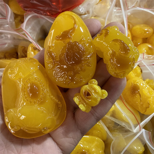 优化二代去俏色琥珀蜜蜡葫芦吊坠 喜上眉梢 硕果累累挂件 如意 龙
