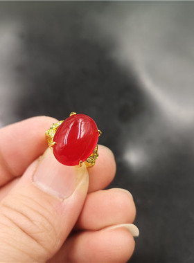 四海亮金红玛瑙可伸缩玉髓戒指