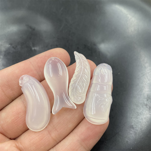 四海玉器 天然白玉髓羽毛吊坠 白玛瑙鱼挂件 竹节吊坠 福瓜吊坠