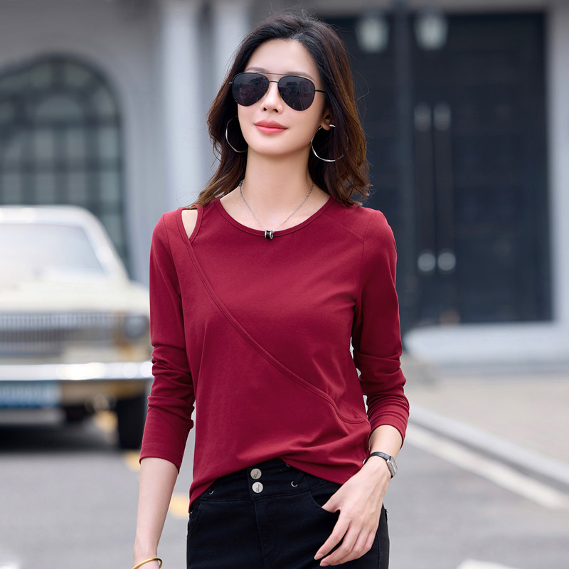 酒红色2026春季新款长袖T恤女圆领肩部镂空设计感打底衫小个子潮