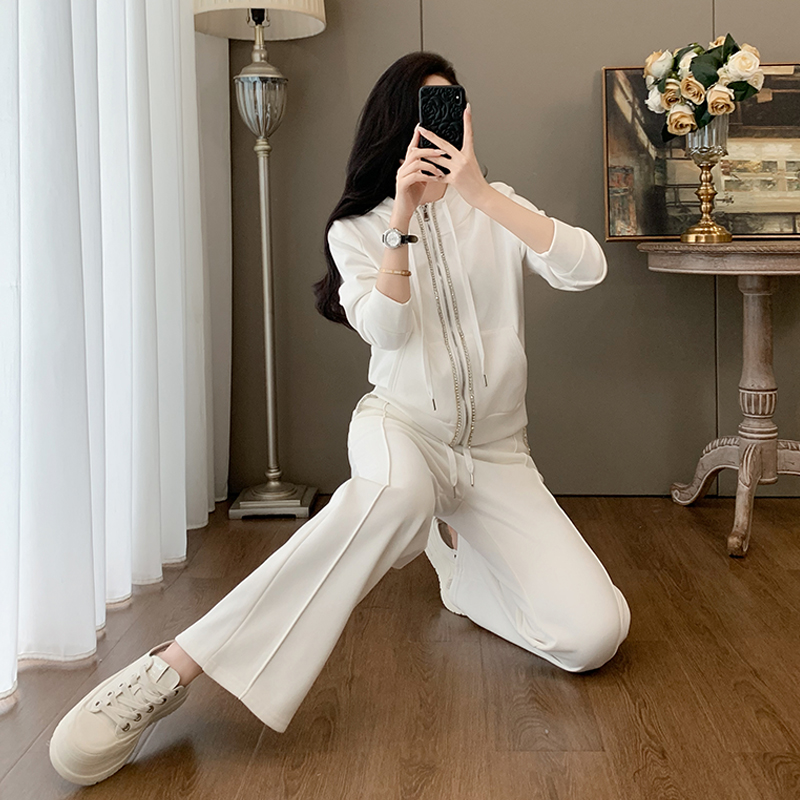 白色欧货小香风又酷又飒套装女春秋季新款休闲减龄运动两件套时尚