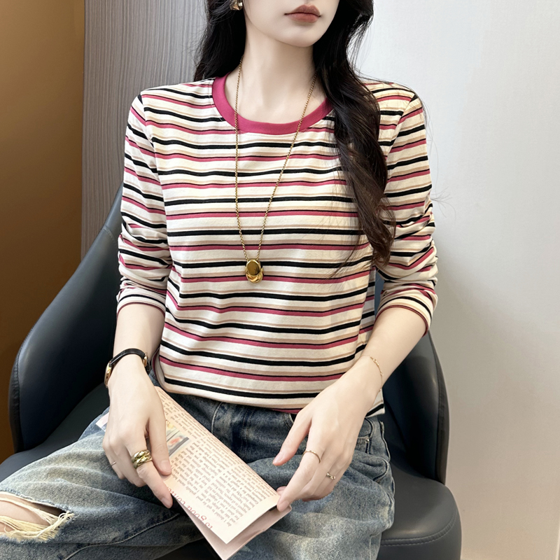 秋季2025新款长袖条纹圆领长袖女T恤宽松休闲打底衫减龄气质显瘦