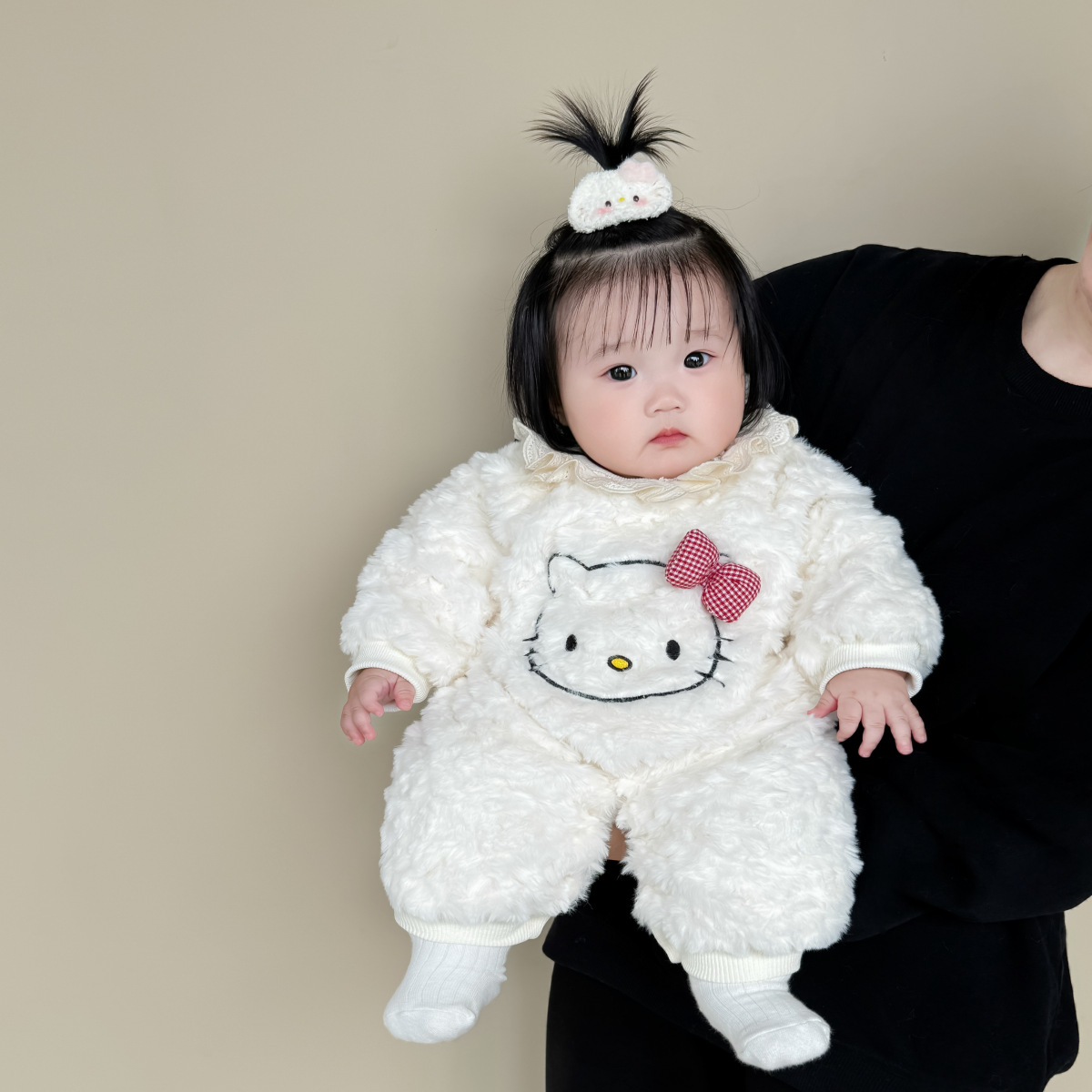 日系宝宝外出服秋冬加绒保暖新生儿爬爬服凯蒂猫婴儿连体哈衣可爱