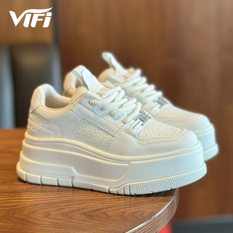 2025春季小个子增高新款韩系真皮松糕厚底鞋女小白鞋软底休闲板鞋