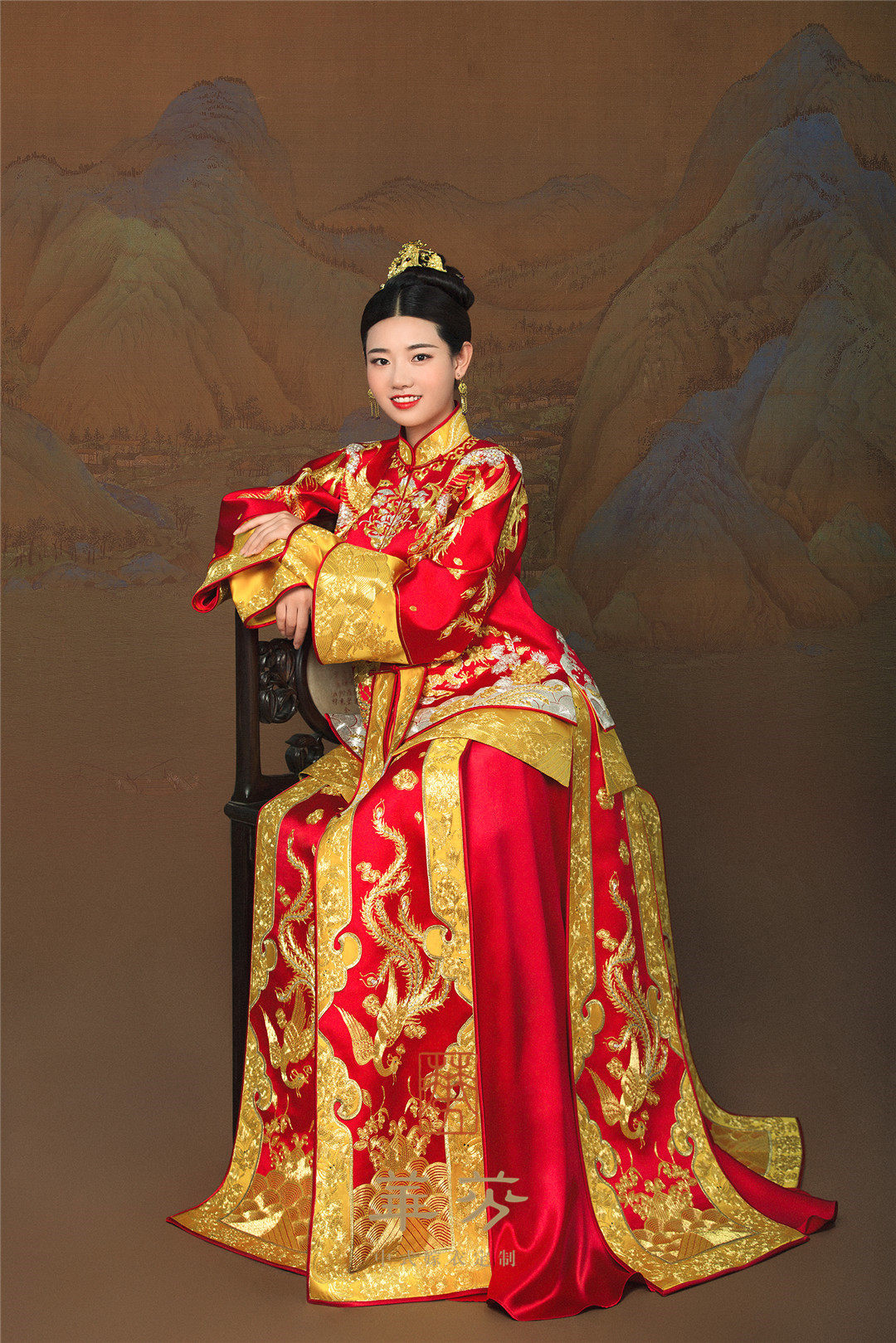 華芬嫁衣《鸾凤和鸣》秀禾服 明星原版中式嫁衣 新娘装 四马面裙