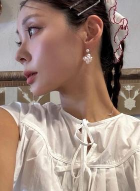 U.CA韩国Monday E花朵簇珍珠耳钉2024新款ins博主款时髦气质耳环