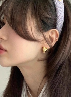 U.CA韩国Tatiana字母爱心耳钉女ins小众复古镀金博主同款桃心耳环