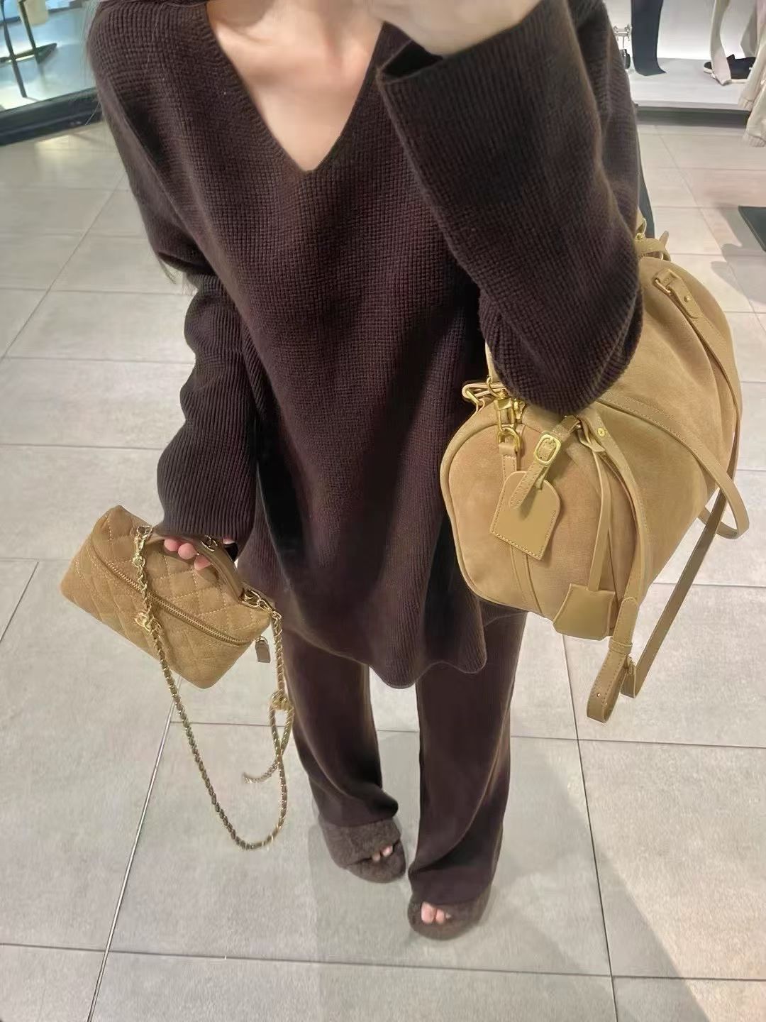 十三行正品秋冬新款洋气韩版老钱风慵懒许妍机场穿搭针织套装