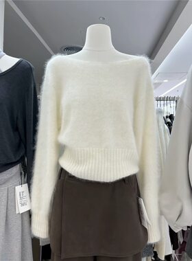olive韩国一字肩水貂绒温柔露肩收腰短款软糯针织衫女宽松毛衣