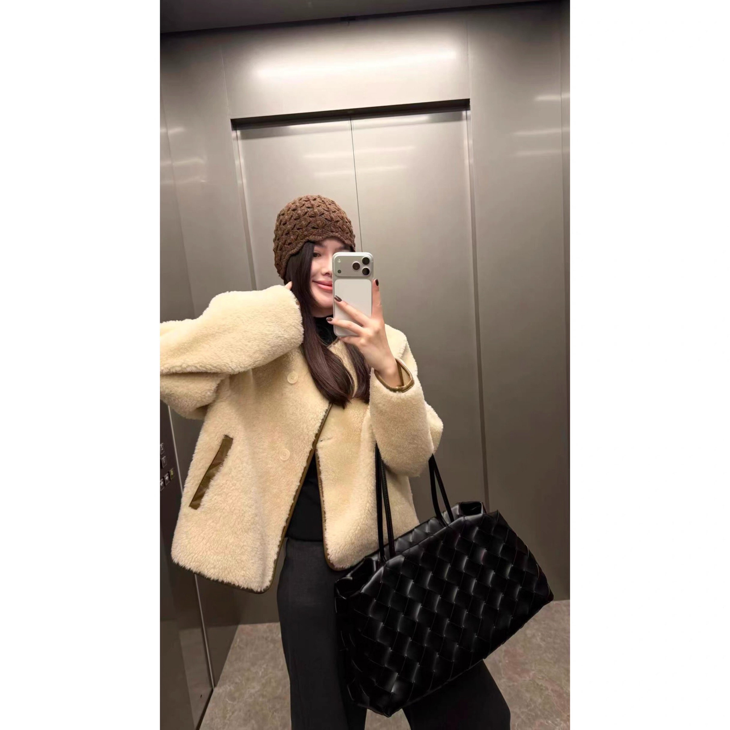 mdeng197摩登小香风羊毛外套女冬新韩版圆领保暖短款皮毛一体h189