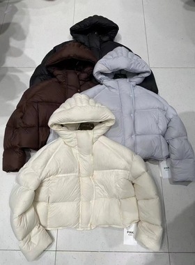 品客2025冬时尚连帽纯色抽绳口袋设计保暖短款羽绒服外套女89619