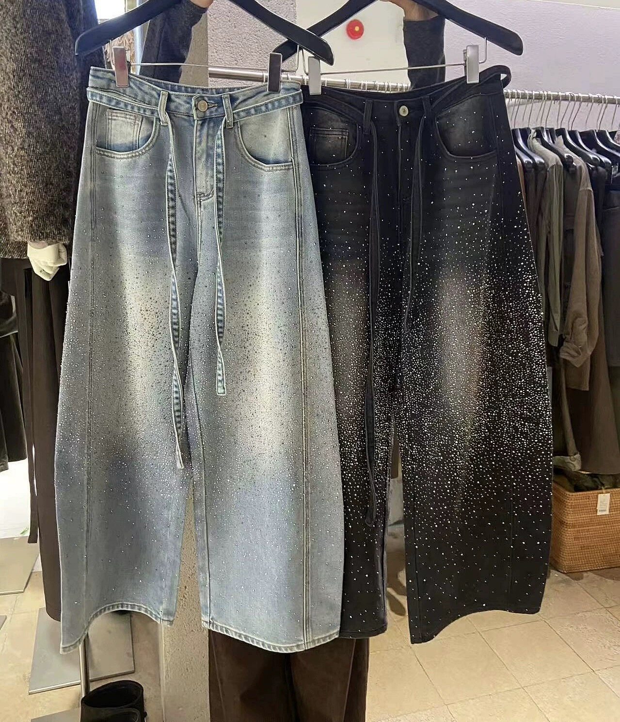 anan十三行冬季新款韩版宽松高腰显瘦满天星烫钻加绒弯刀裤牛仔裤