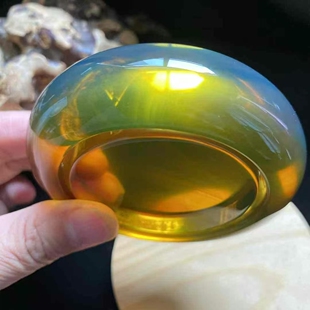 正品 天然缅甸琥珀顶货金棕泛蓝圈口58.5美镯稀有孤品收藏珠宝饰品