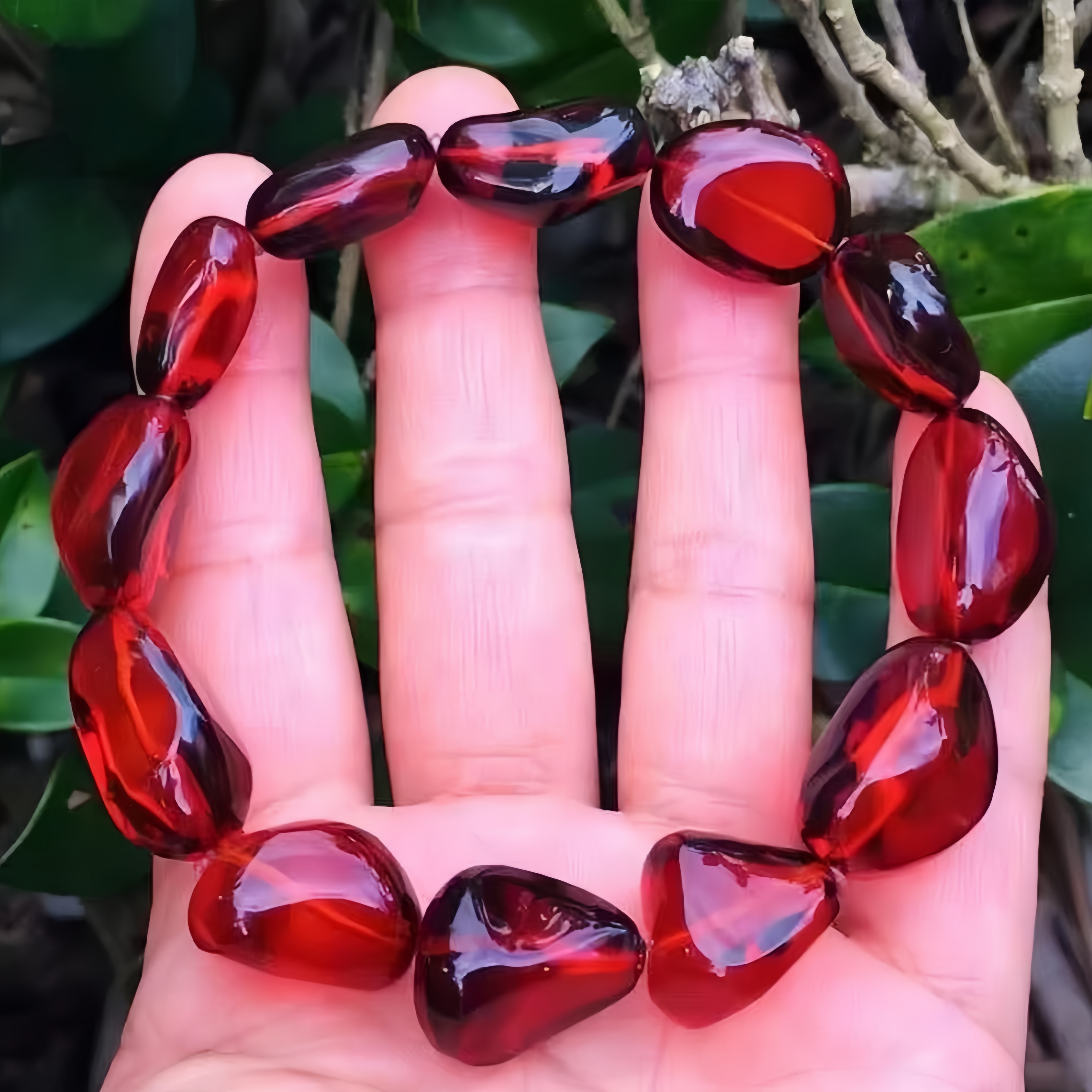 正品天然缅甸琥珀精品玻璃种酒红色血珀随形手串手链文玩珠宝饰品