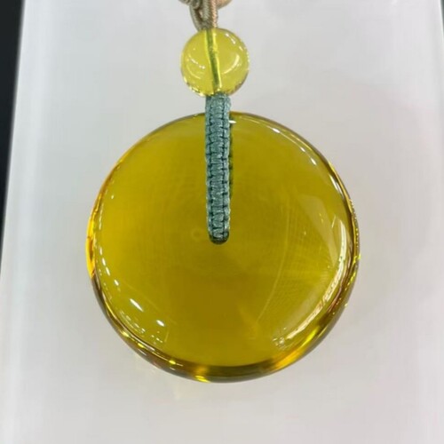 缅甸天然琥珀玻璃底平安扣挂件