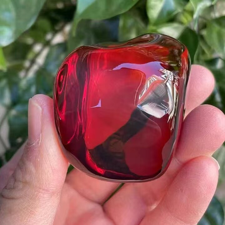正品天然缅甸琥珀高品质酒红玻璃底血珀原石孤品稀有收藏珠宝饰品
