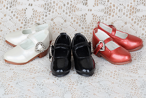 BJD娃娃SD娃娃闪钻心形扣小单鞋子4分女鞋平底鞋黑红白色多色可选