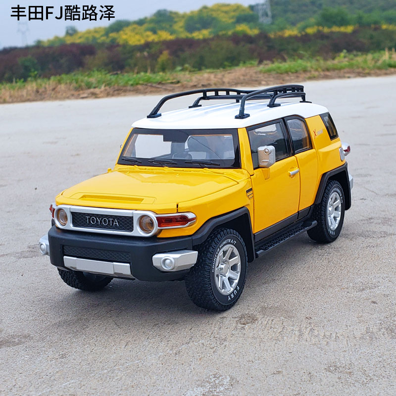 1:24丰田FJ酷路泽合金越野汽车模型开门声光回力玩具车仿真车摆件