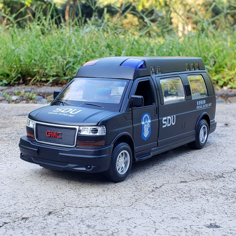 132吉姆西gmc香港飞虎队特警车
