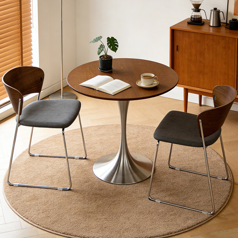 实木中古风休闲洽谈桌椅小型圆桌家用圆形餐桌吃饭桌子阳台咖啡桌