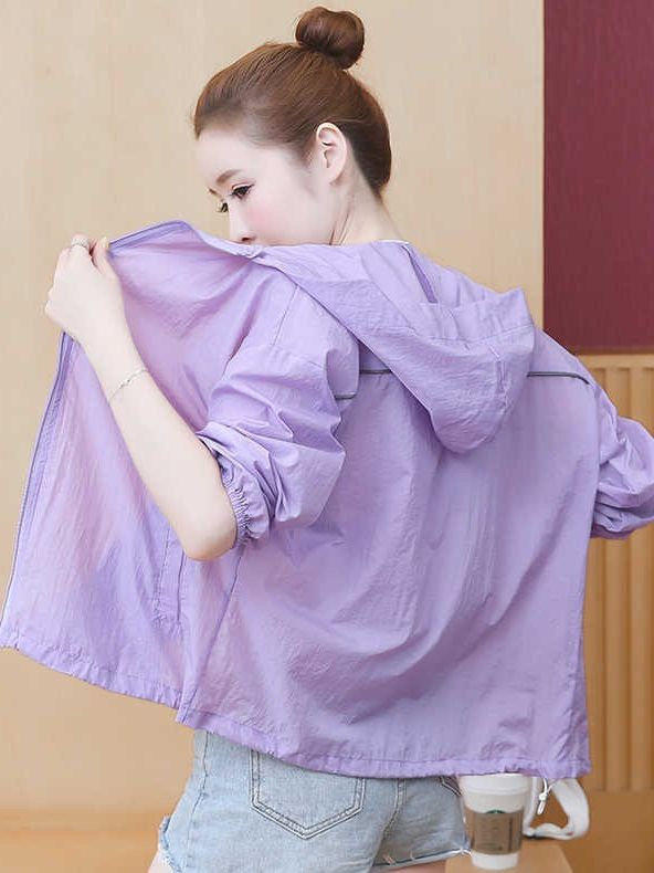 新款防晒衣女轻薄款潮夏季女士防晒服舒适时尚百搭短款连帽防晒衫