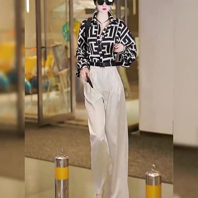 秋季2025年女款新款长袖衬衫高级感轻奢衬衣减龄洋气秋装爆款上衣